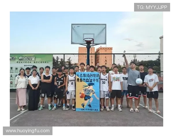 重庆篮球队的团队协作之道：凝聚力与默契的完美结合